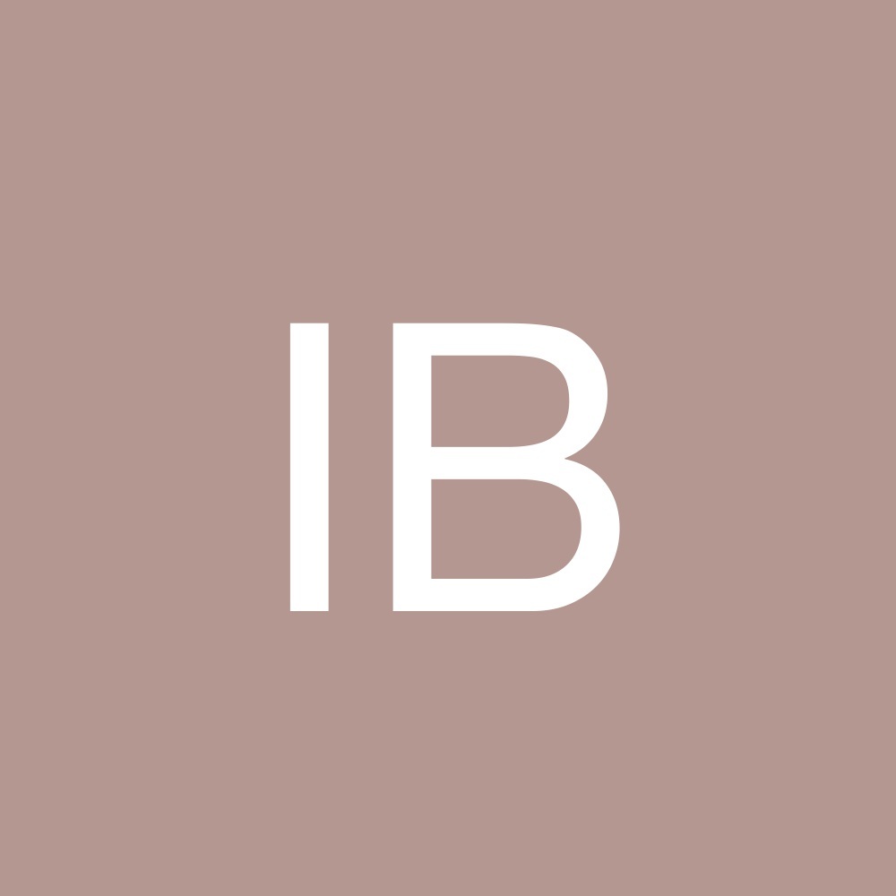 Meet your Posher, Ivy